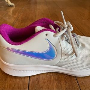 Nike shoes with holographic detail. Womens 7.5